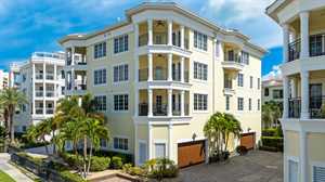 vacation rental condos